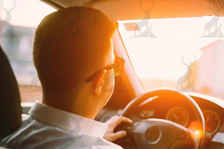 Vì sao tài xế xe dịch vụ bắt đầu dán phim cách nhiệt?